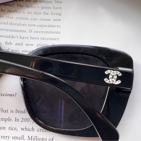Chanel Square Crystal Logo Sunglasses Grey and Black - Picture 4 of 6